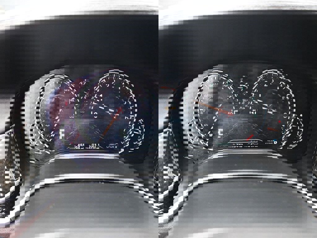 Used 2018 BMW 740i RWD image 10