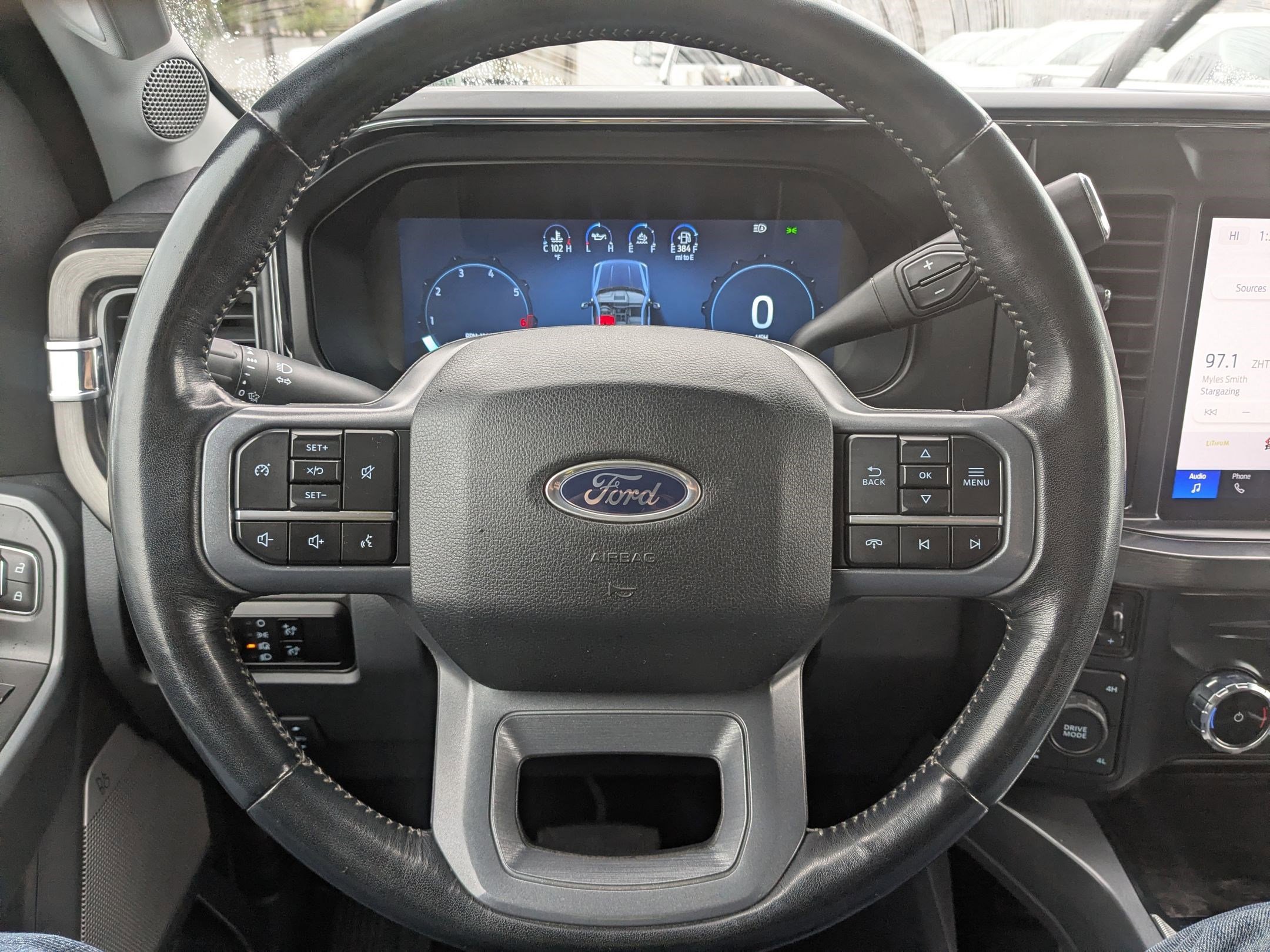 Used 2024 Ford F350 Lariat AWD/4WD image 18