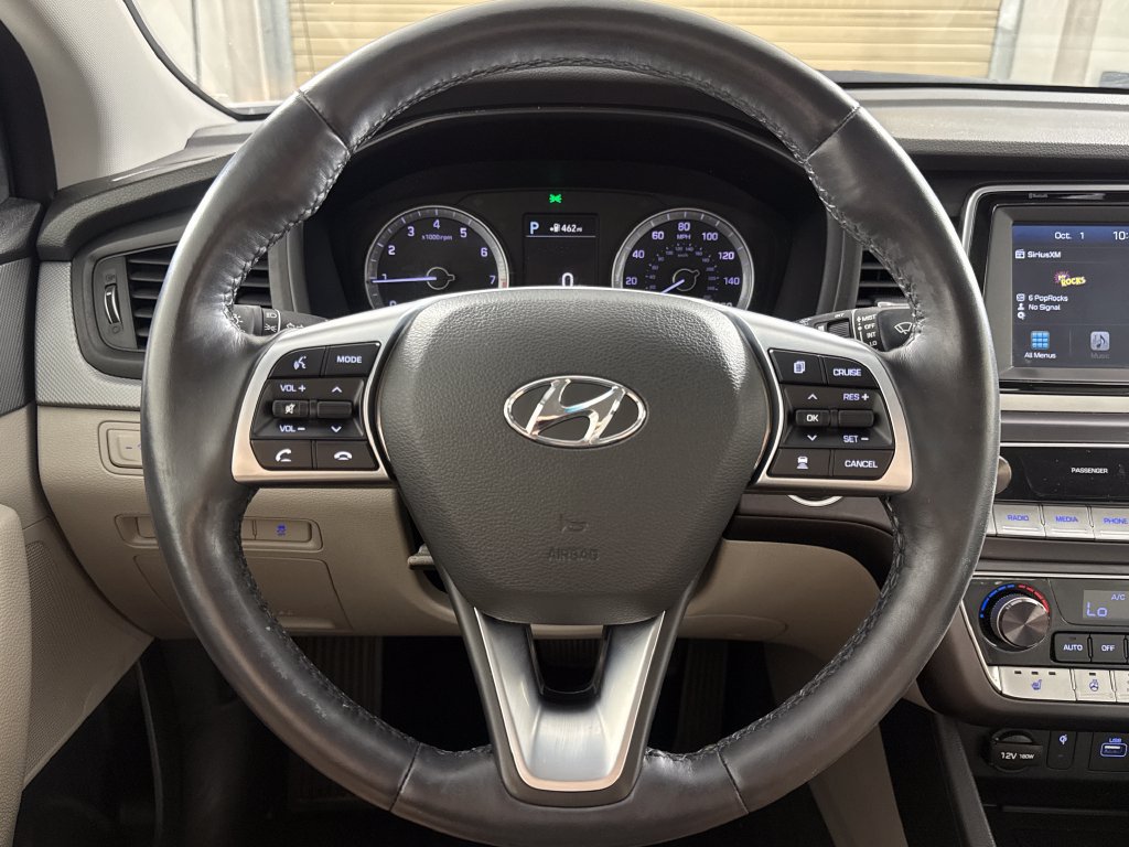 Used 2019 Hyundai Sonata SEL w/ Tech Package 02 FWD image 14