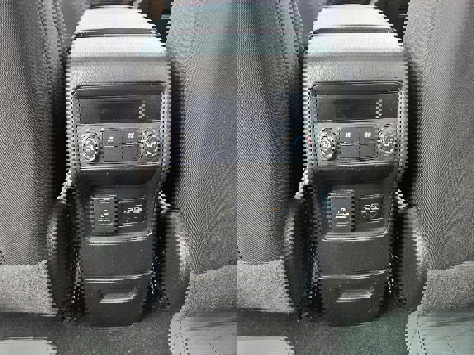 Used 2021 GMC Acadia SLE w/ Driver Convenience Package FWD image 25