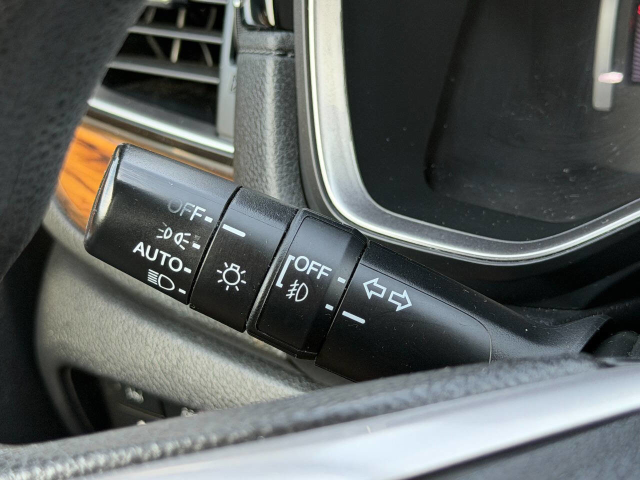 Used 2019 Honda CR-V EX image 48