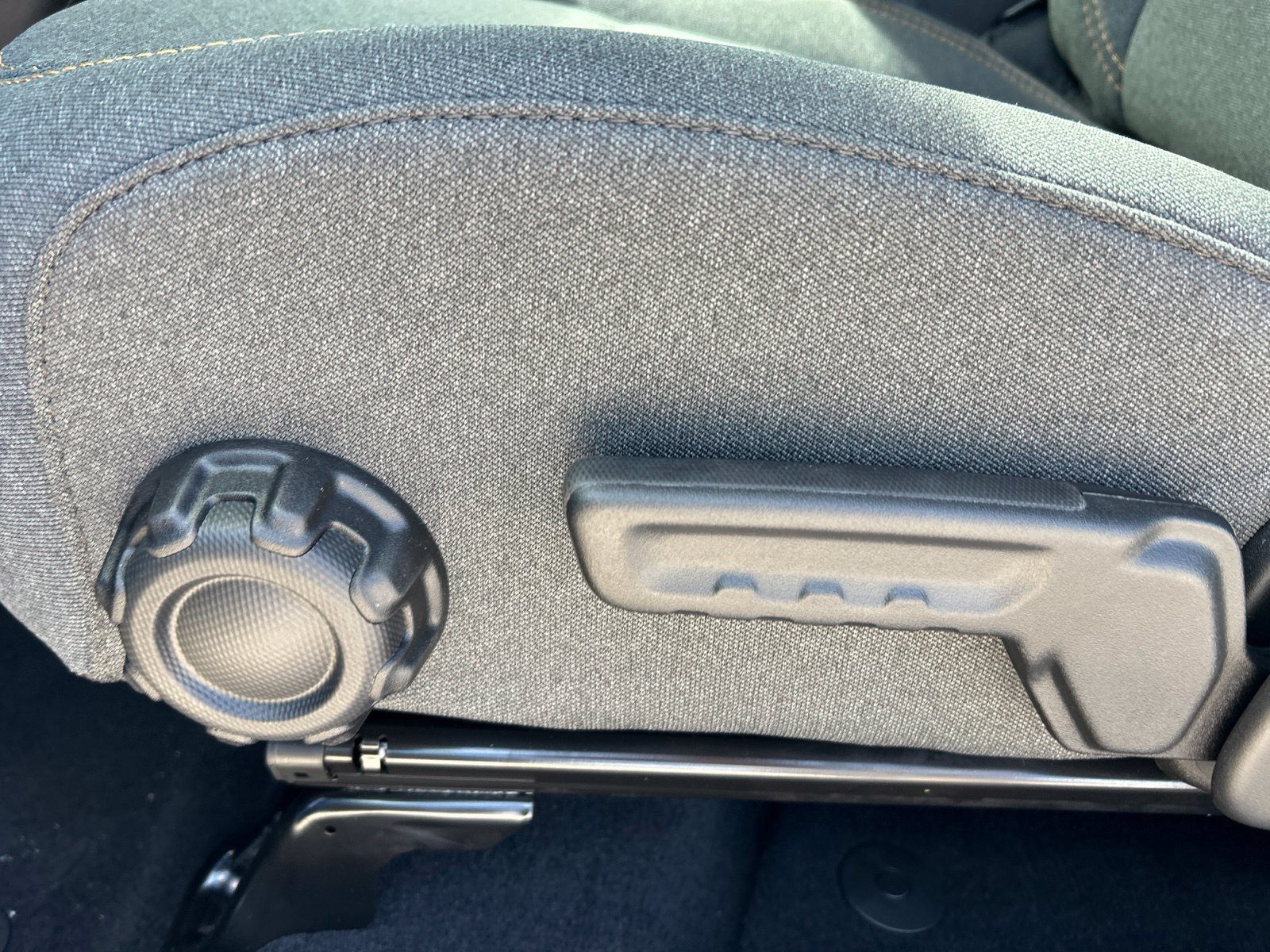 New 2027 Jeep Wrangler Sport AWD/4WD image 10