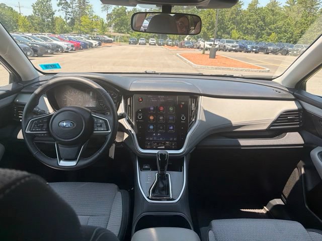 Used 2025 Subaru Outback Premium AWD/4WD image 11