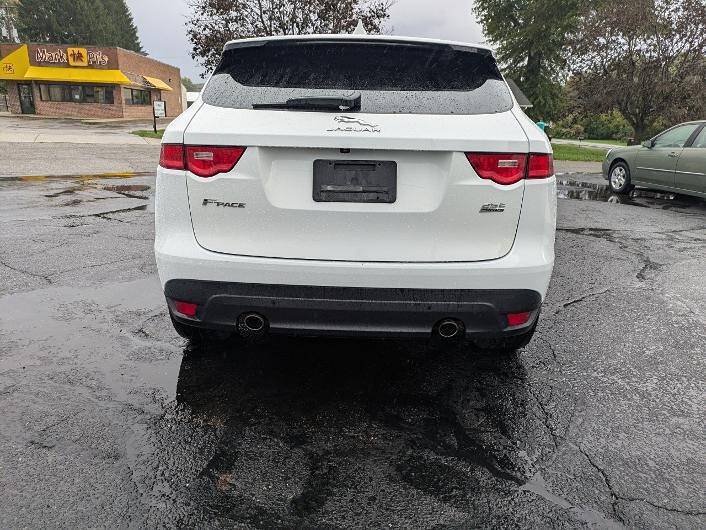 Used 2019 Jaguar F-PACE Premium AWD/4WD image 8