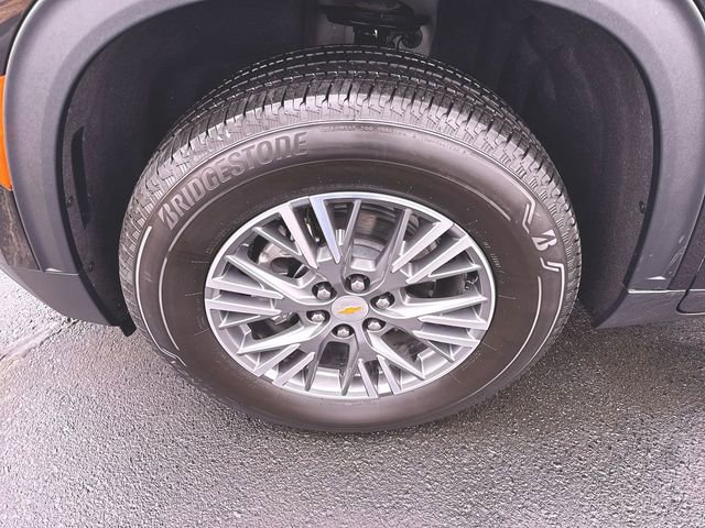 Certified 2025 Chevrolet Traverse LT w/ Driver Confidence Package image 32