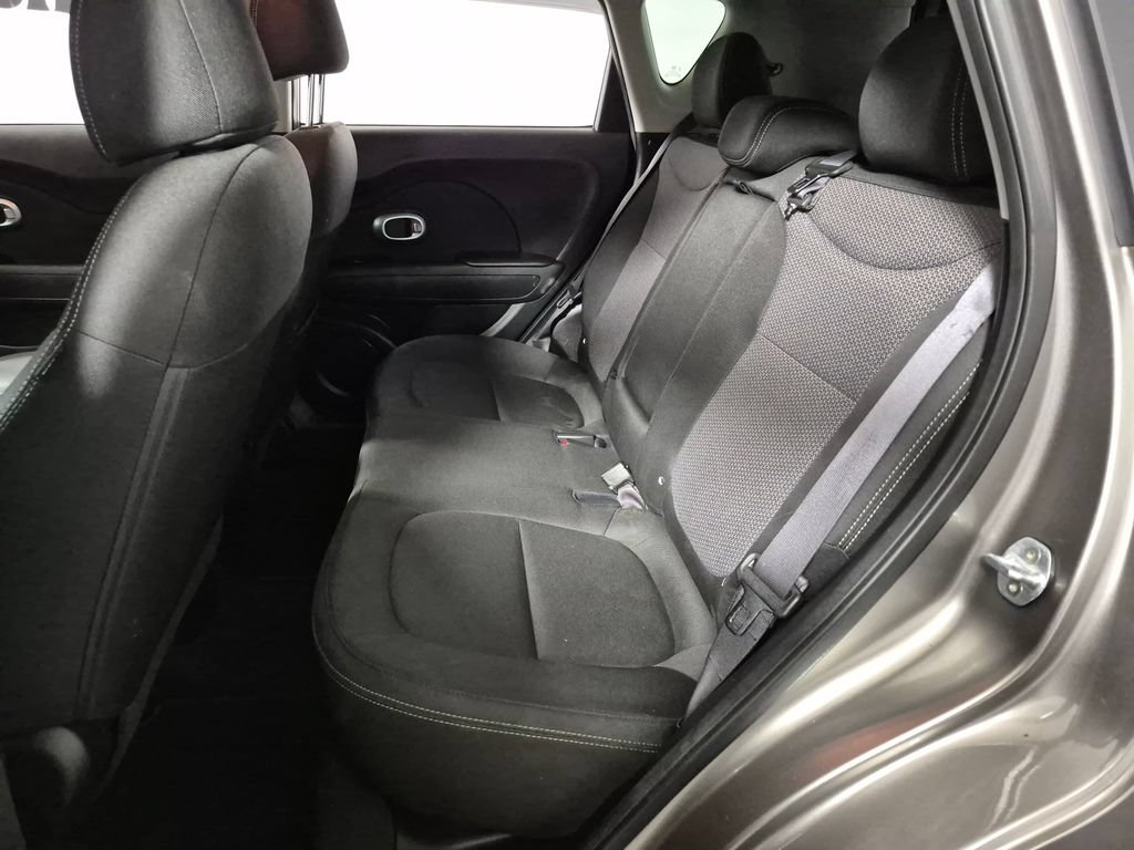Used 2018 Kia Soul + FWD image 24