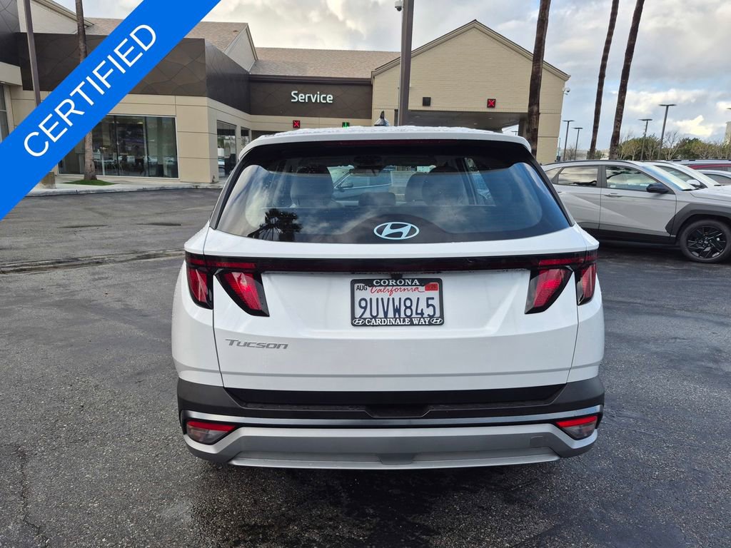 Used 2025 Hyundai Tucson SE image 6