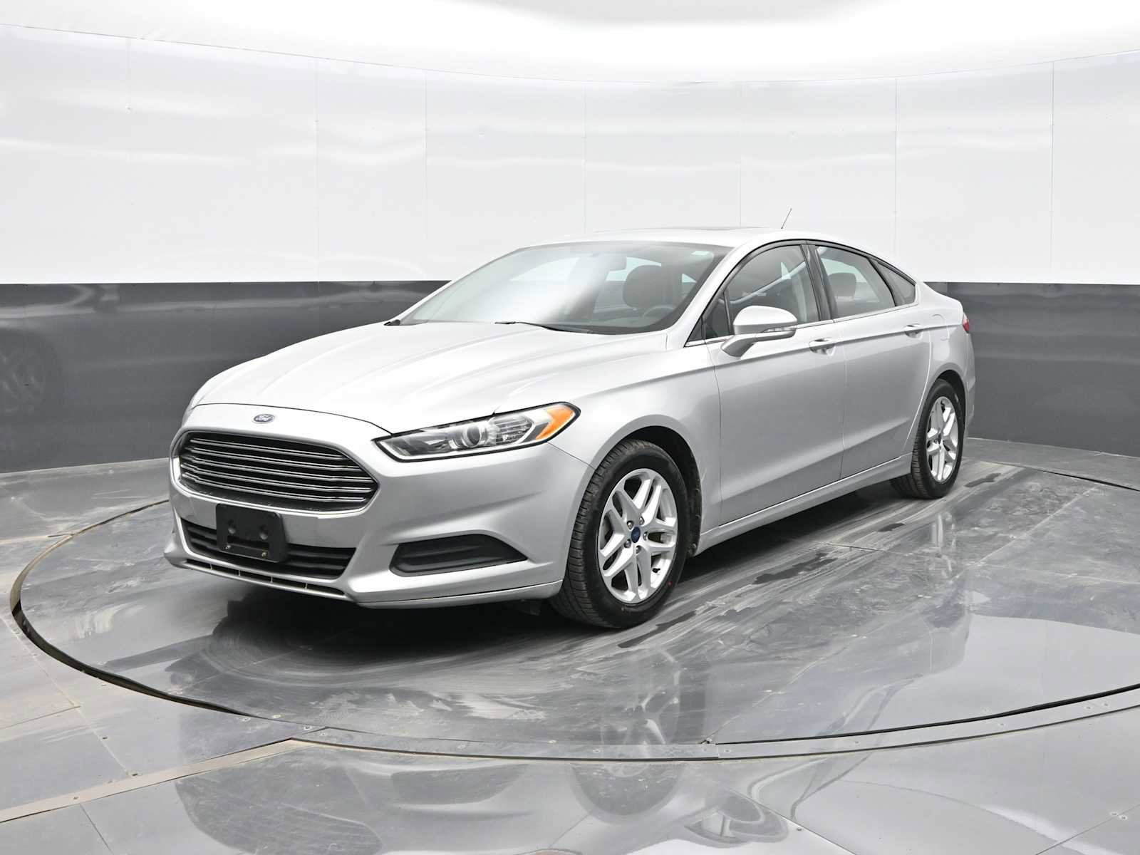 Used 2014 Ford Fusion SE