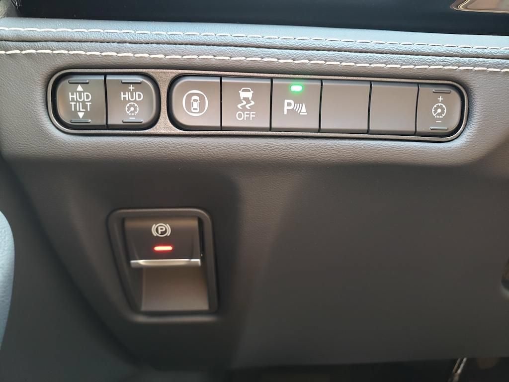 Certified 2026 Acura MDX w/ Advance Package AWD/4WD image 25