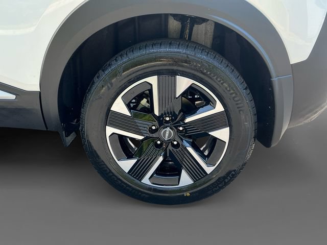 New 2026 Nissan Kicks SV w/ Cold Weather Package AWD/4WD image 16