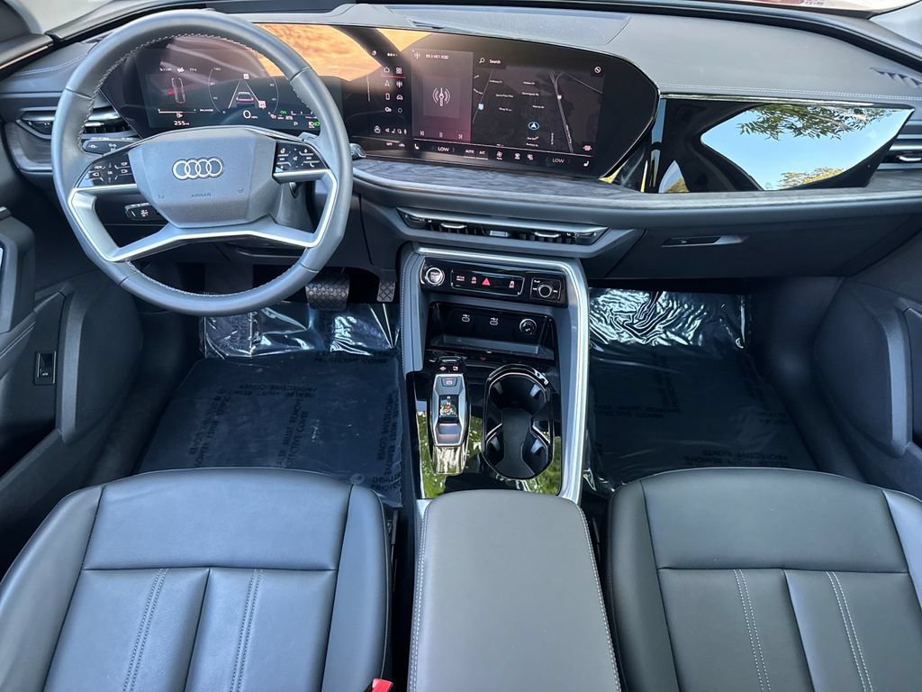 Certified 2025 Audi Q5 Premium w/ Premium Plus AWD/4WD image 17
