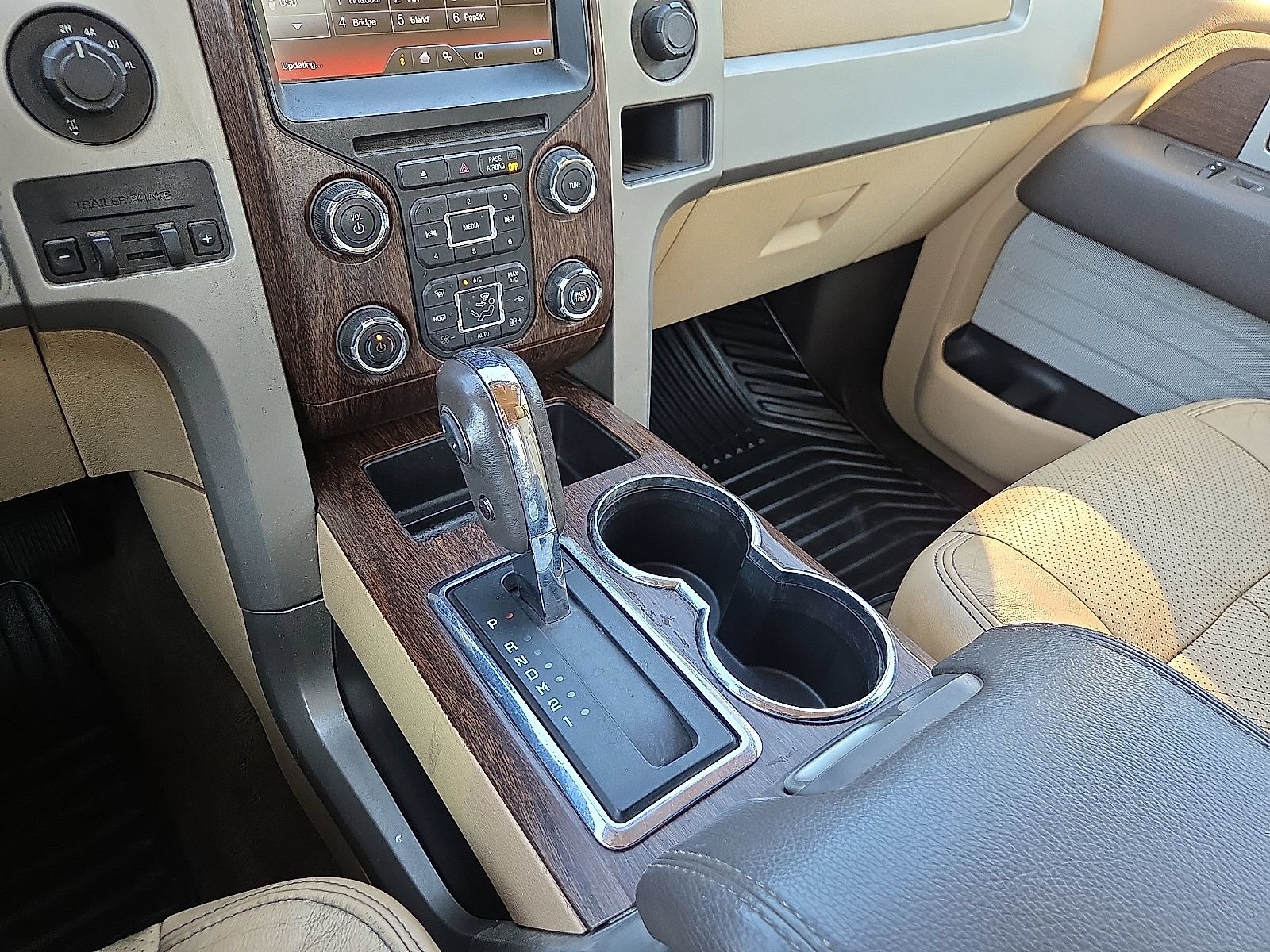 Used 2013 Ford F150 Lariat w/ Lariat Chrome Pkg AWD/4WD image 25