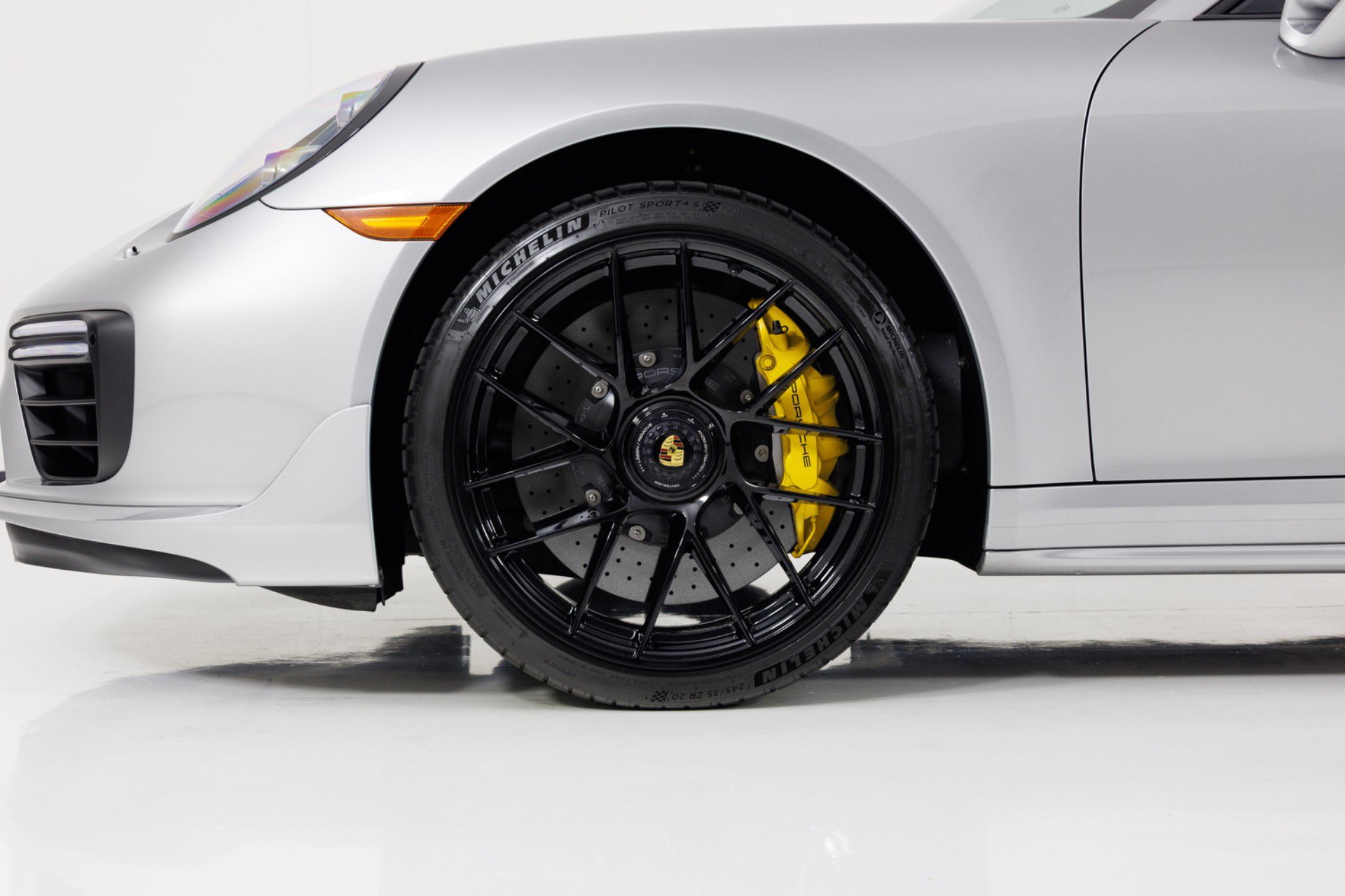 Used 2017 Porsche 911 Turbo S AWD/4WD image 10