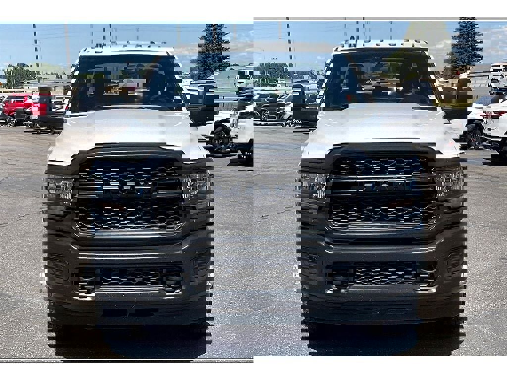 Used 2023 RAM 3500 Tradesman w/ Max Tow Package image 3