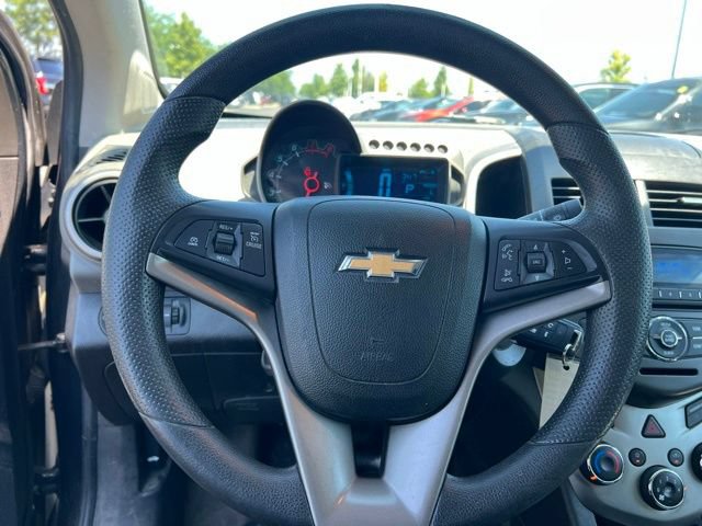 Used 2015 Chevrolet Sonic LT FWD image 13