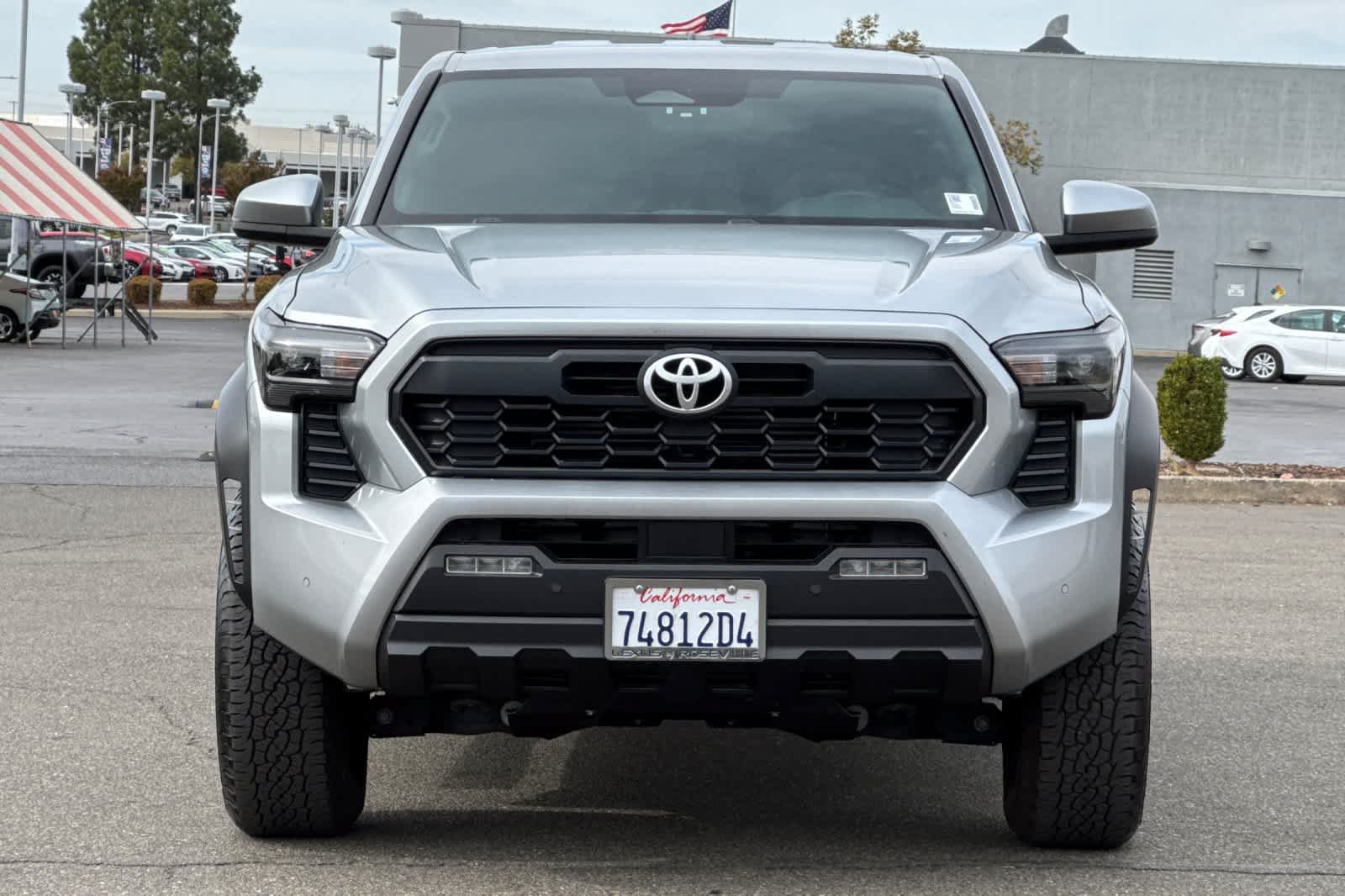 Used 2024 Toyota Tacoma TRD Off-Road w/ TRD Off Road Upgrade Package AWD/4WD image 10