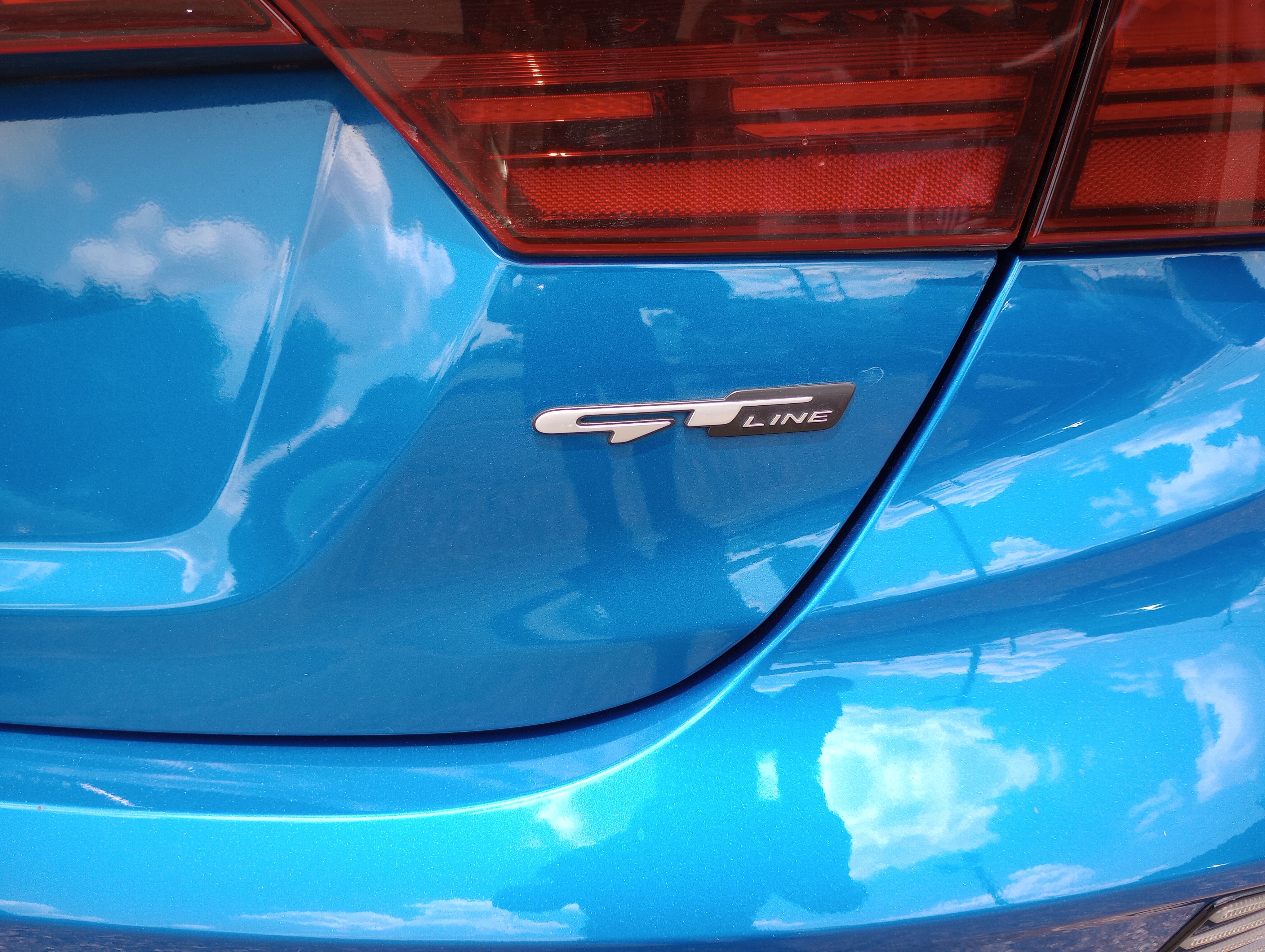 Used 2023 Kia Forte GT-Line w/ GT-Line Premium Package FWD image 7