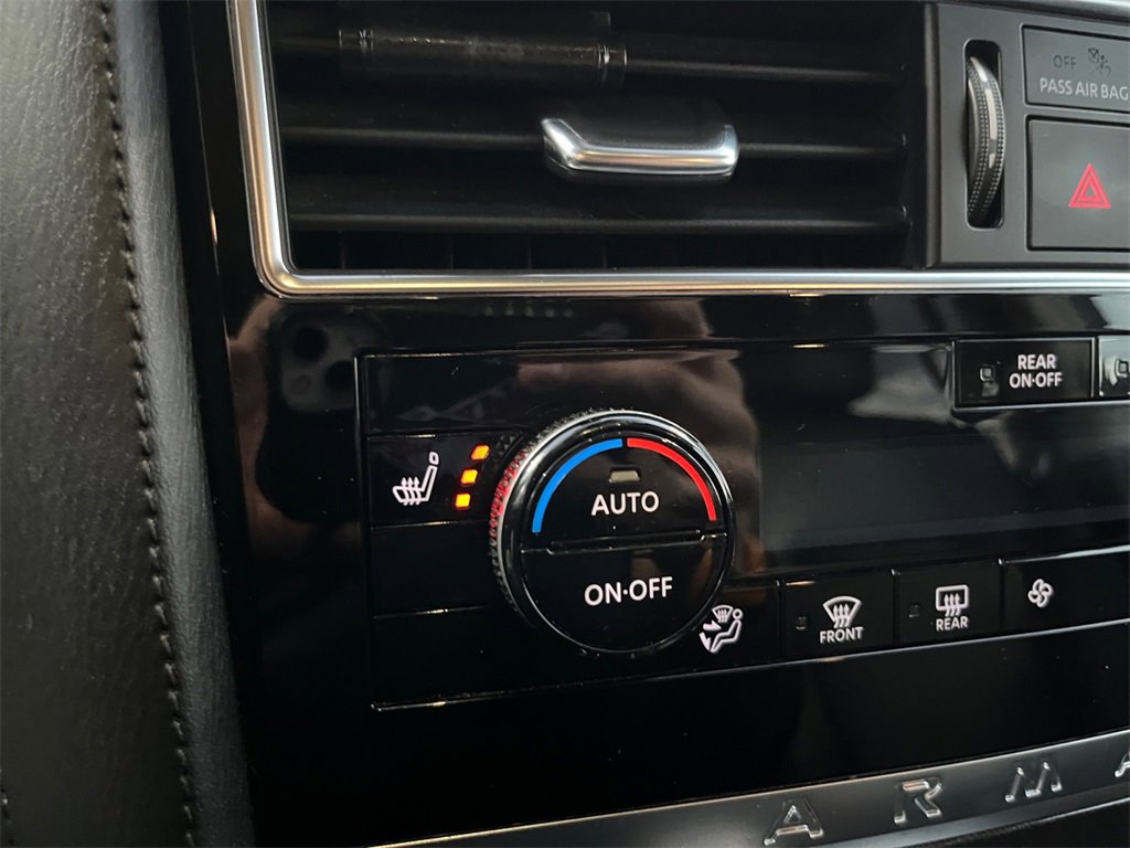 Used 2022 Nissan Armada SV image 12