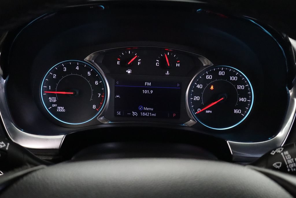 Used 2023 Chevrolet Traverse LT FWD image 22