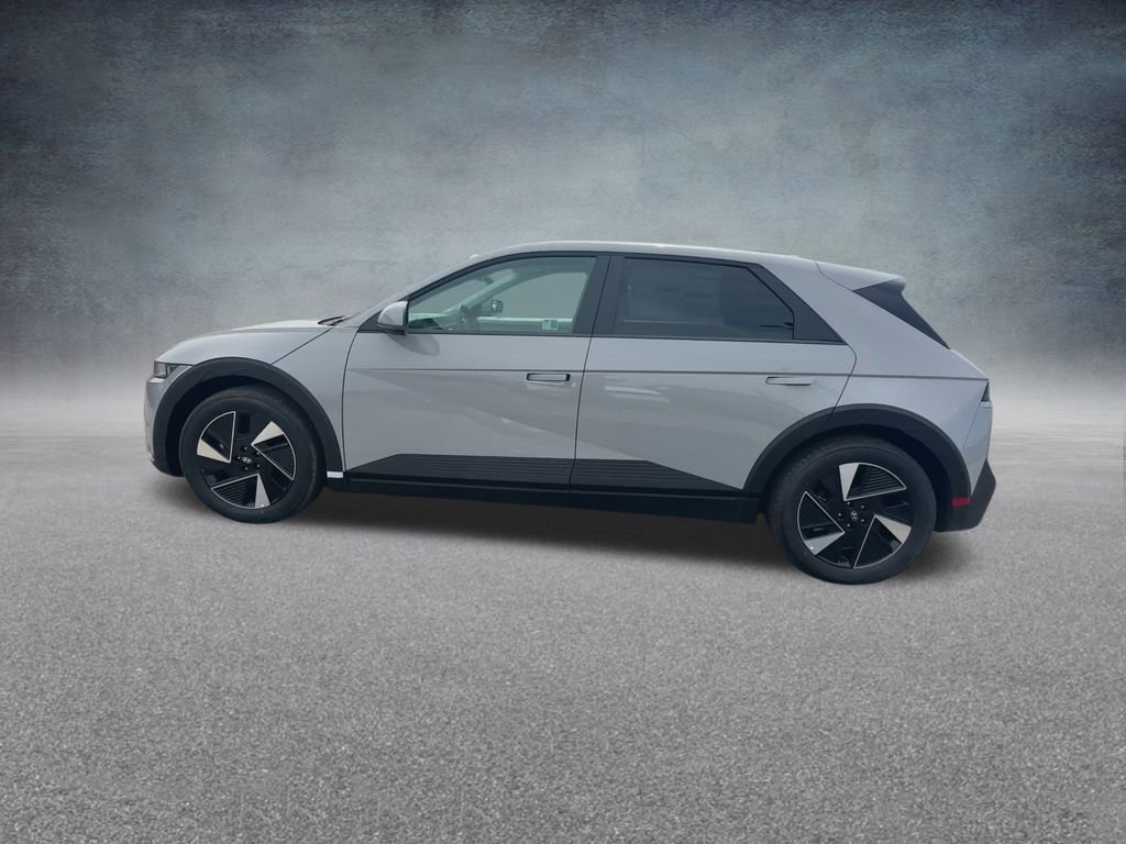 New 2025 Hyundai Ioniq 5 SE image 10