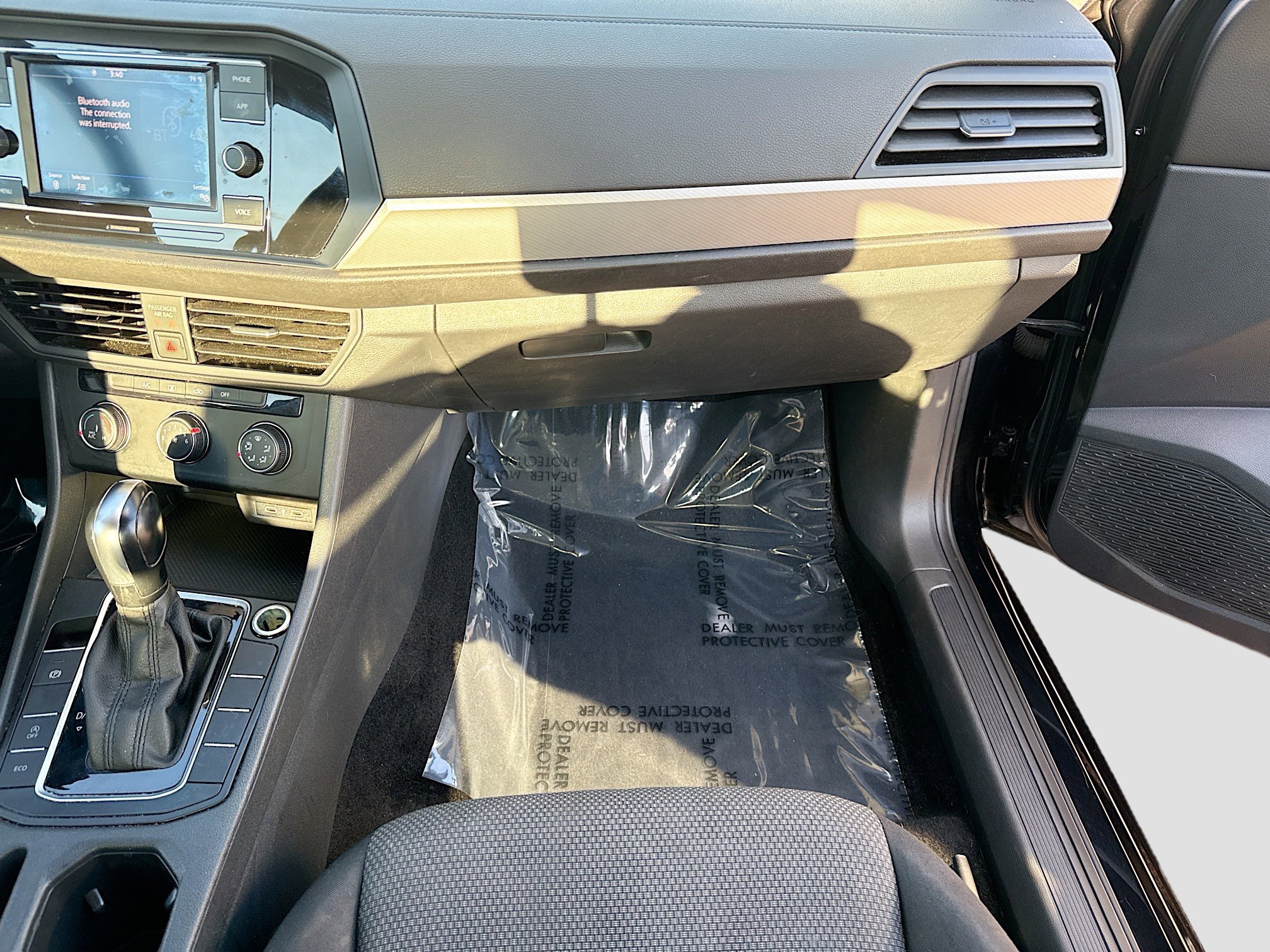 Used 2021 Volkswagen Jetta S w/ Driver Assistance Package image 17