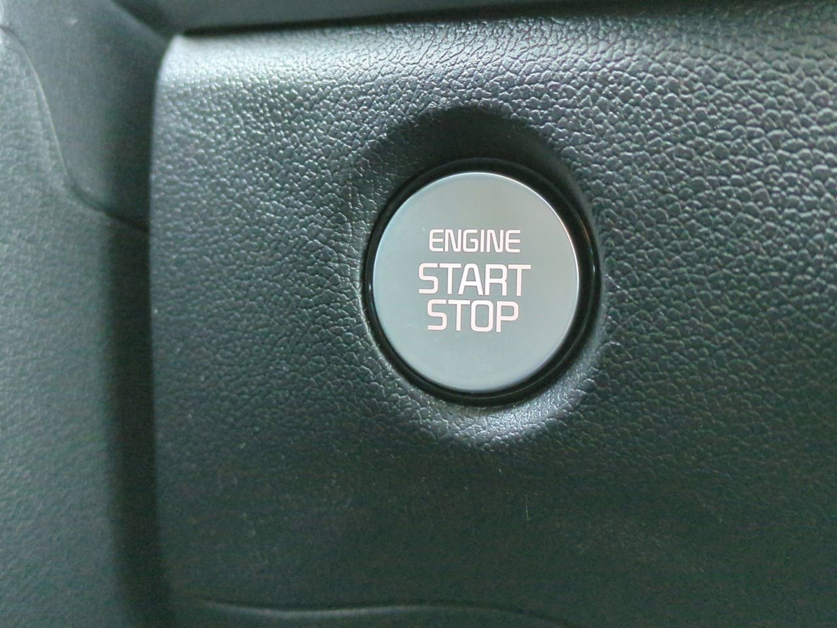 Certified 2026 Kia Sorento LX FWD image 30