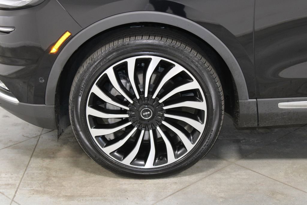 Used 2023 Lincoln Nautilus Black Label w/ Cargo Utility Package image 19