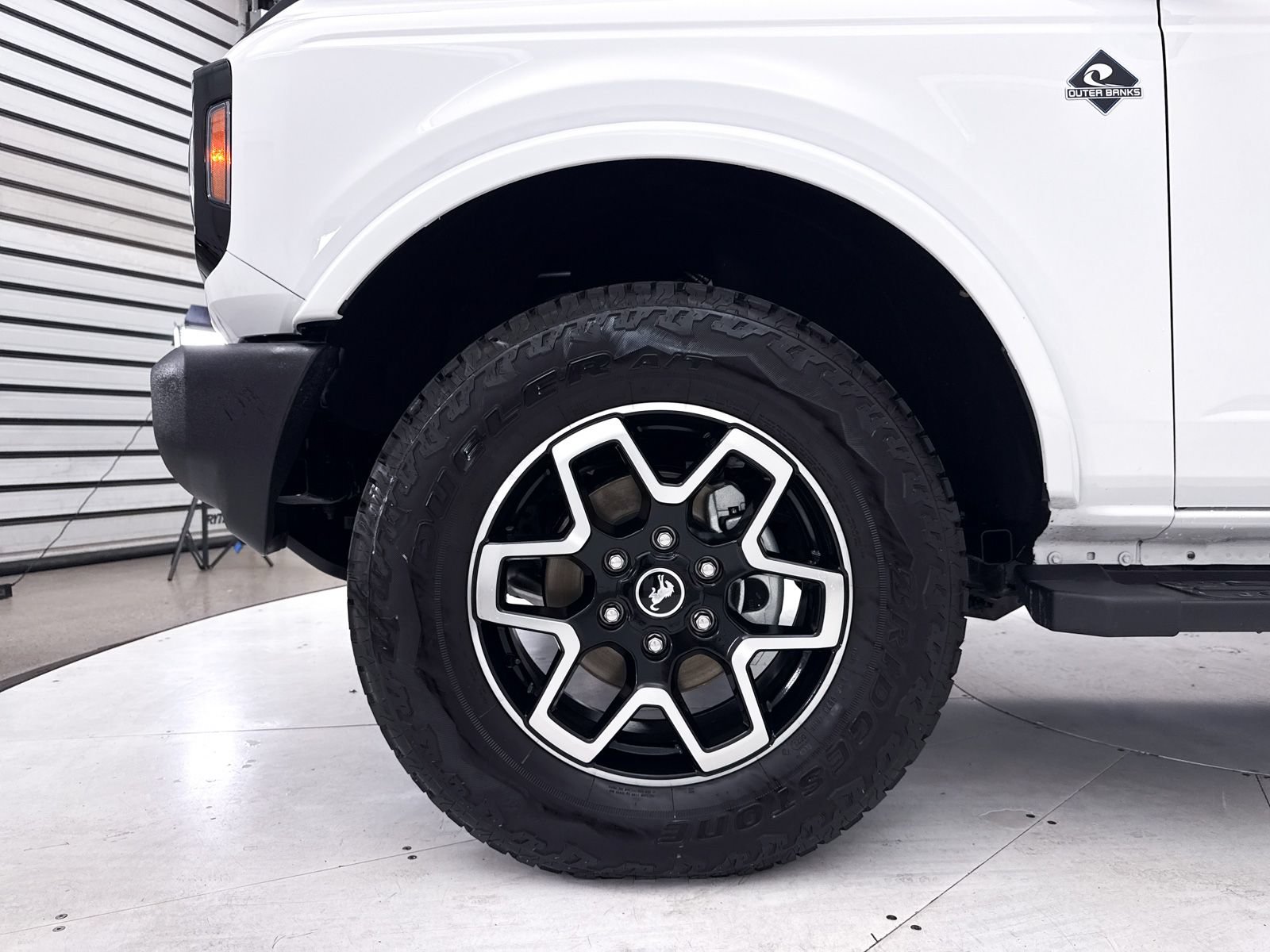 Used 2023 Ford Bronco Outer Banks AWD/4WD image 15