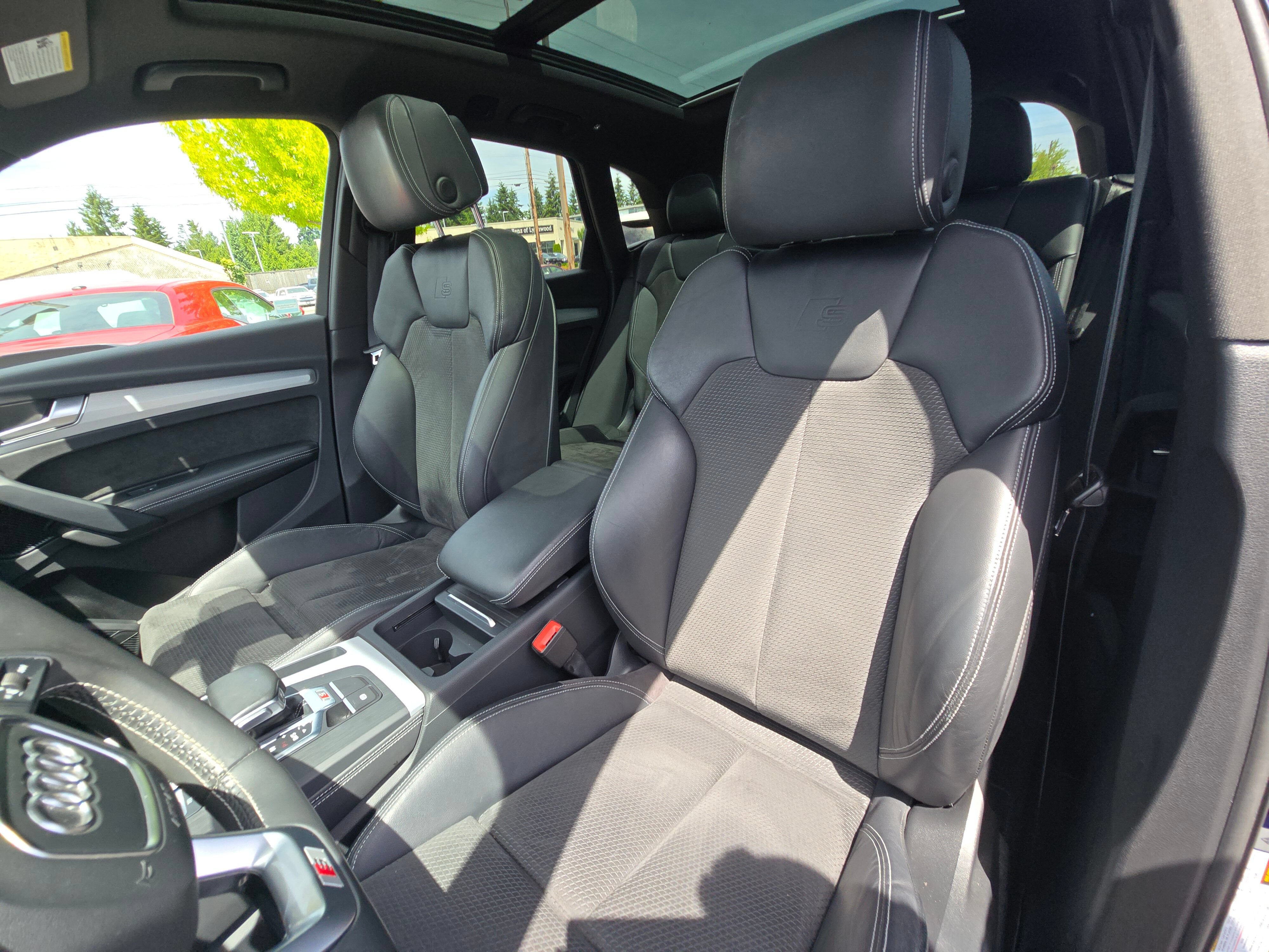 Used 2020 Audi SQ5 Premium Plus w/ Premium Plus Package AWD/4WD image 22