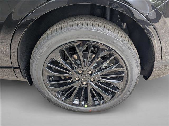 New 2026 Lincoln Corsair Premiere image 9