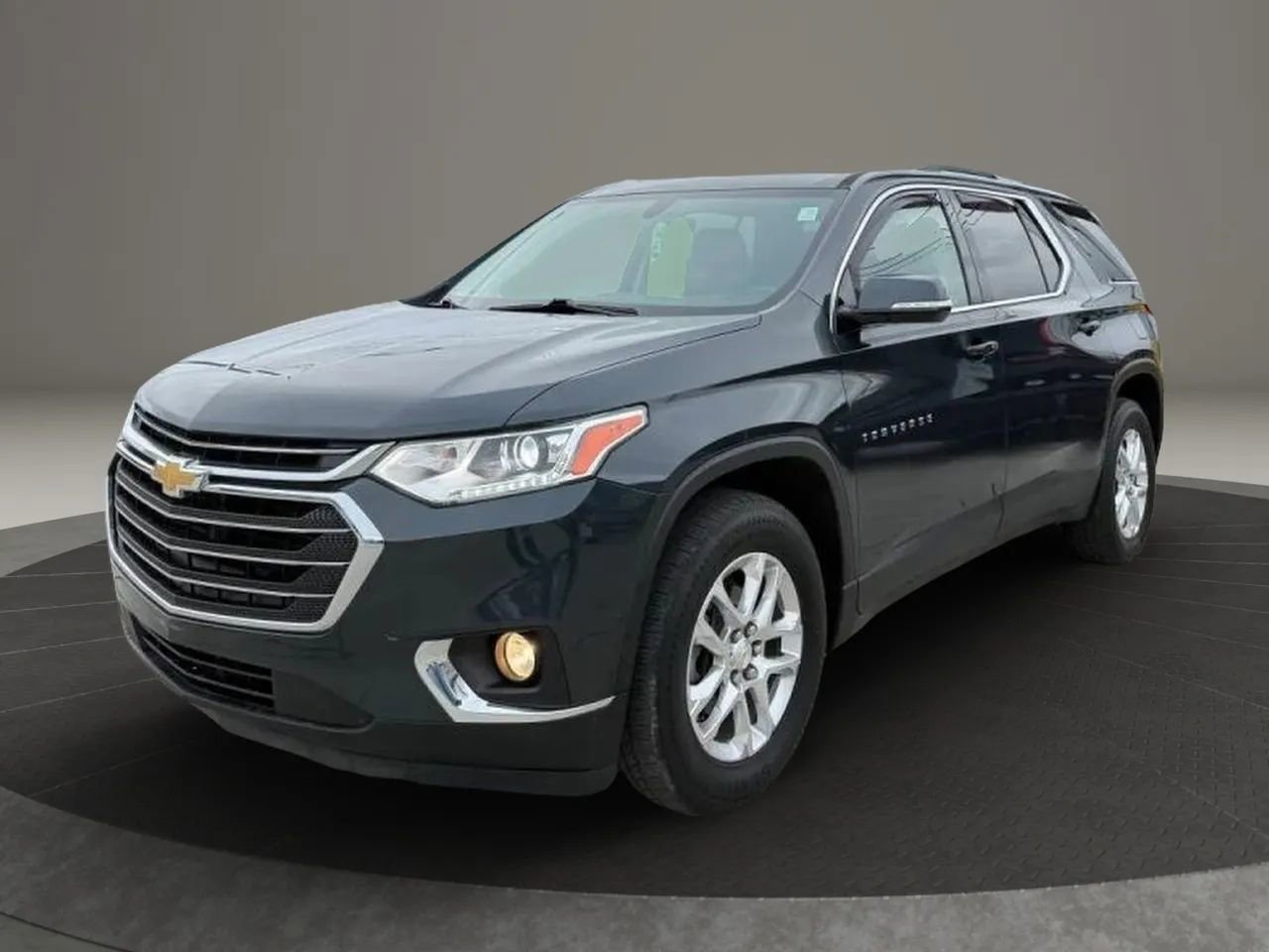 Used 2018 Chevrolet Traverse LT AWD/4WD image 3