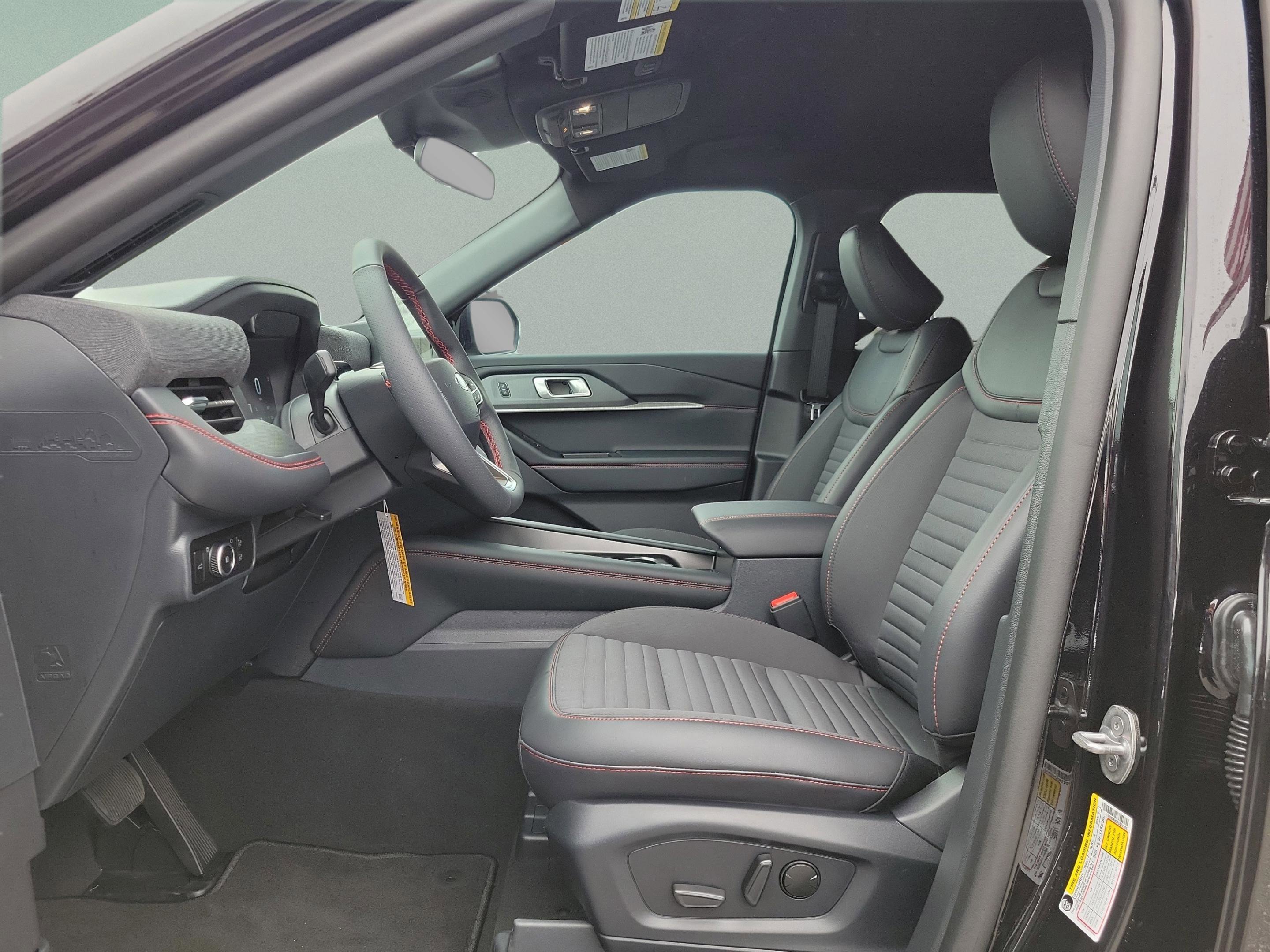 New 2026 Ford Explorer ST-Line image 9