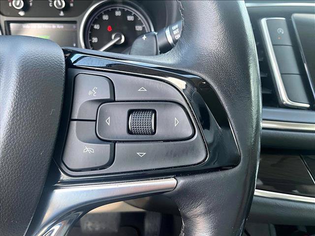 Used 2023 Buick Enclave Essence w/ Sport Touring Edition FWD image 21