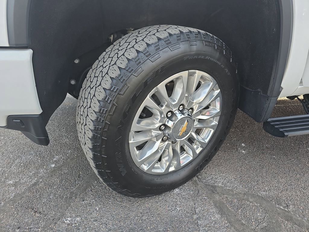 Used 2022 Chevrolet Silverado 2500 High Country image 31