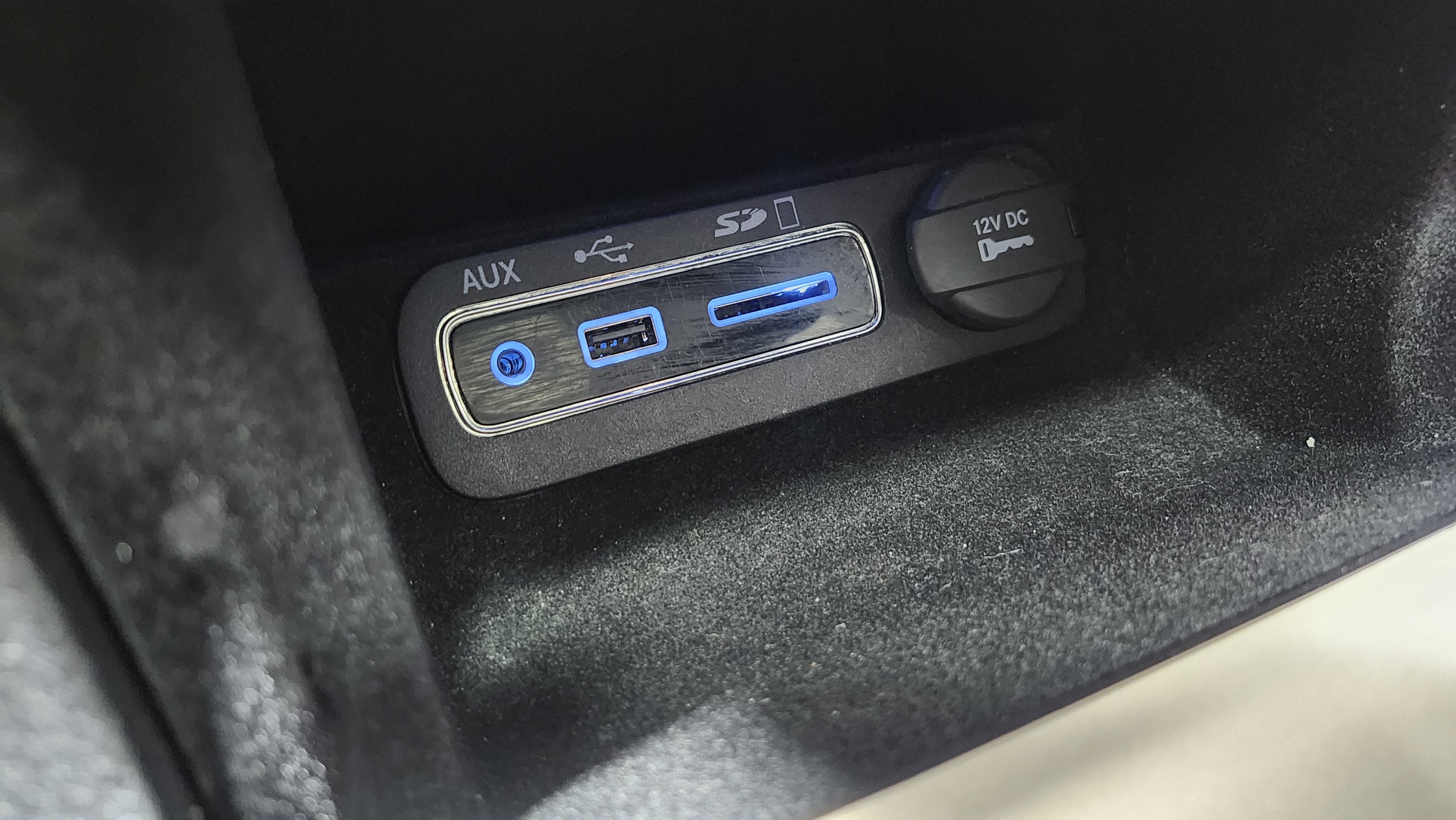 Used 2015 Jeep Grand Cherokee Limited w/ Luxury Group II image 10