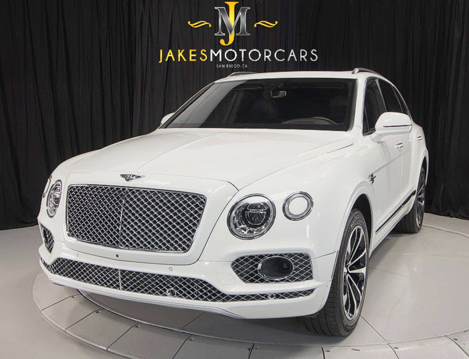 Used 2017 Bentley Bentayga image 19