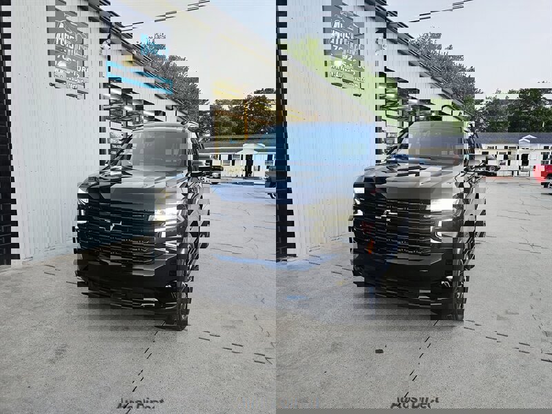 Used 2021 Chevrolet Tahoe RST w/ Luxury Package image 19