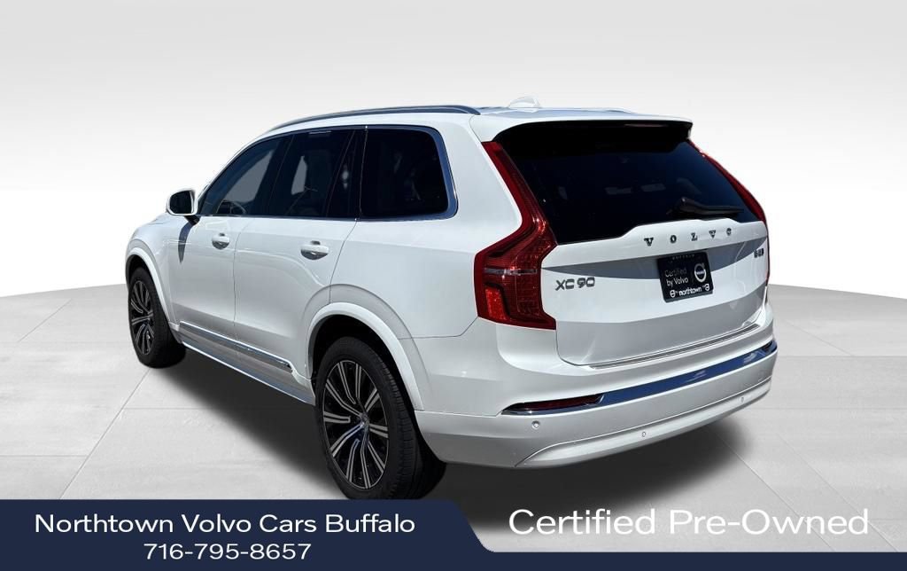 Used 2024 Volvo XC90 B5 Core w/ Climate Package AWD/4WD image 3