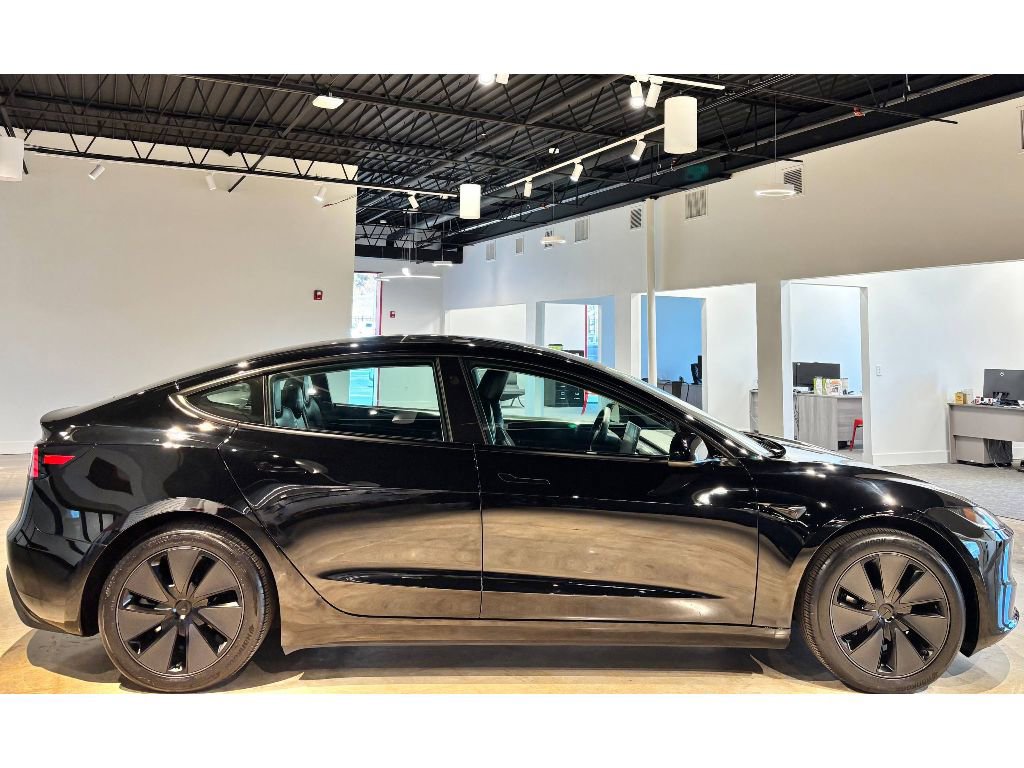 Used 2024 Tesla Model 3 Long Range image 9