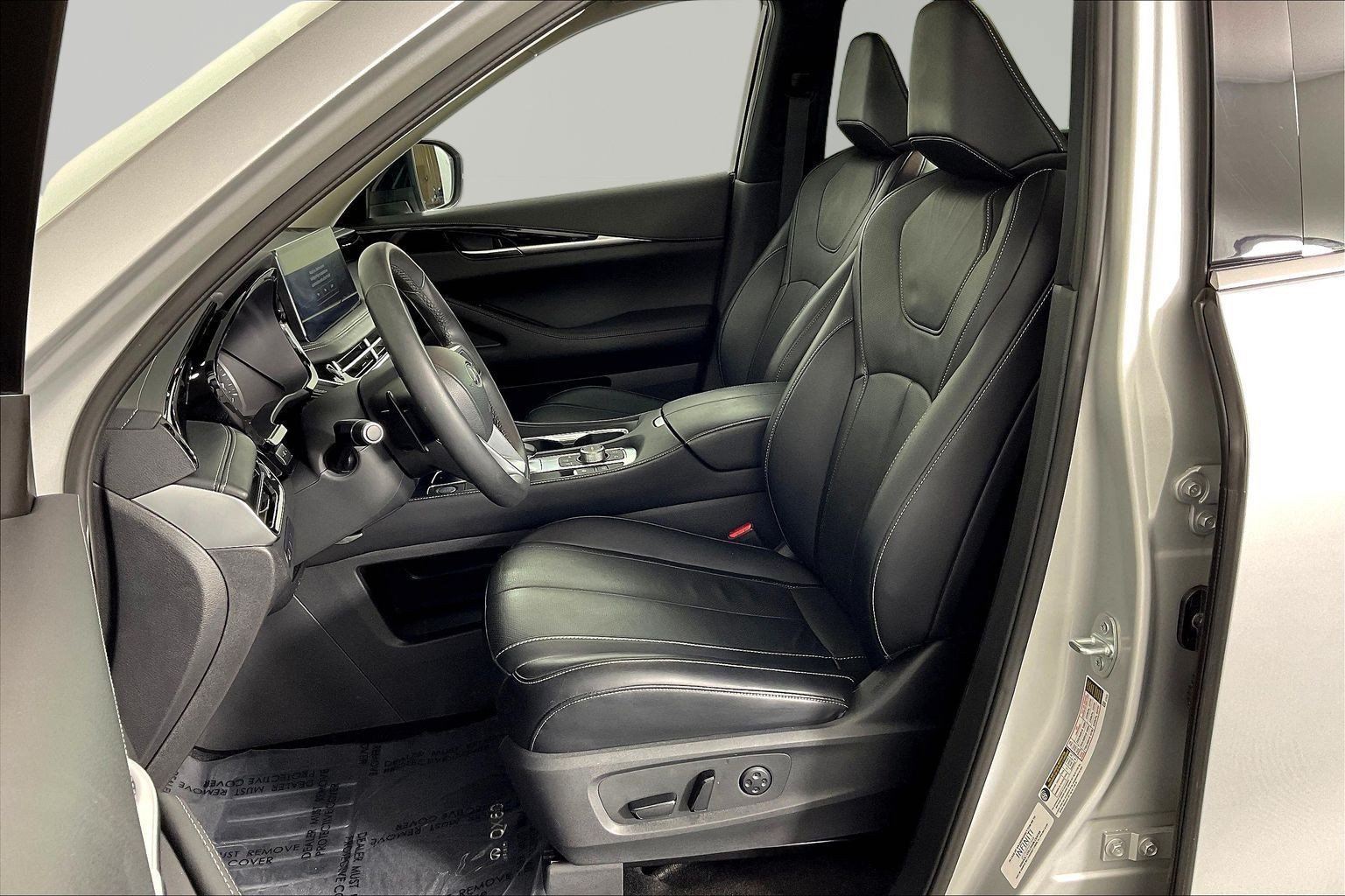 Used 2023 INFINITI QX60 Pure FWD image 21