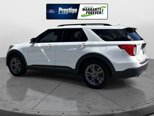 Certified 2022 Ford Explorer XLT w/ Equipment Group 202A RWD image 6