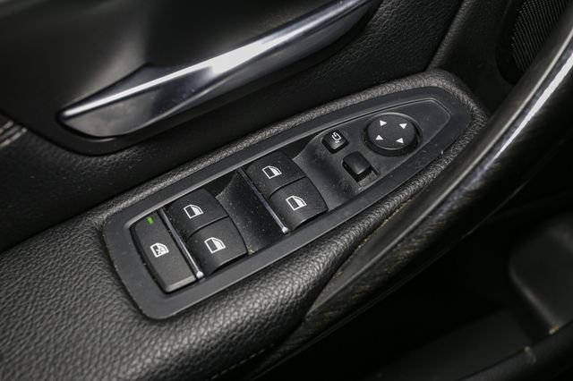 Used 2018 BMW 330i Sedan image 35