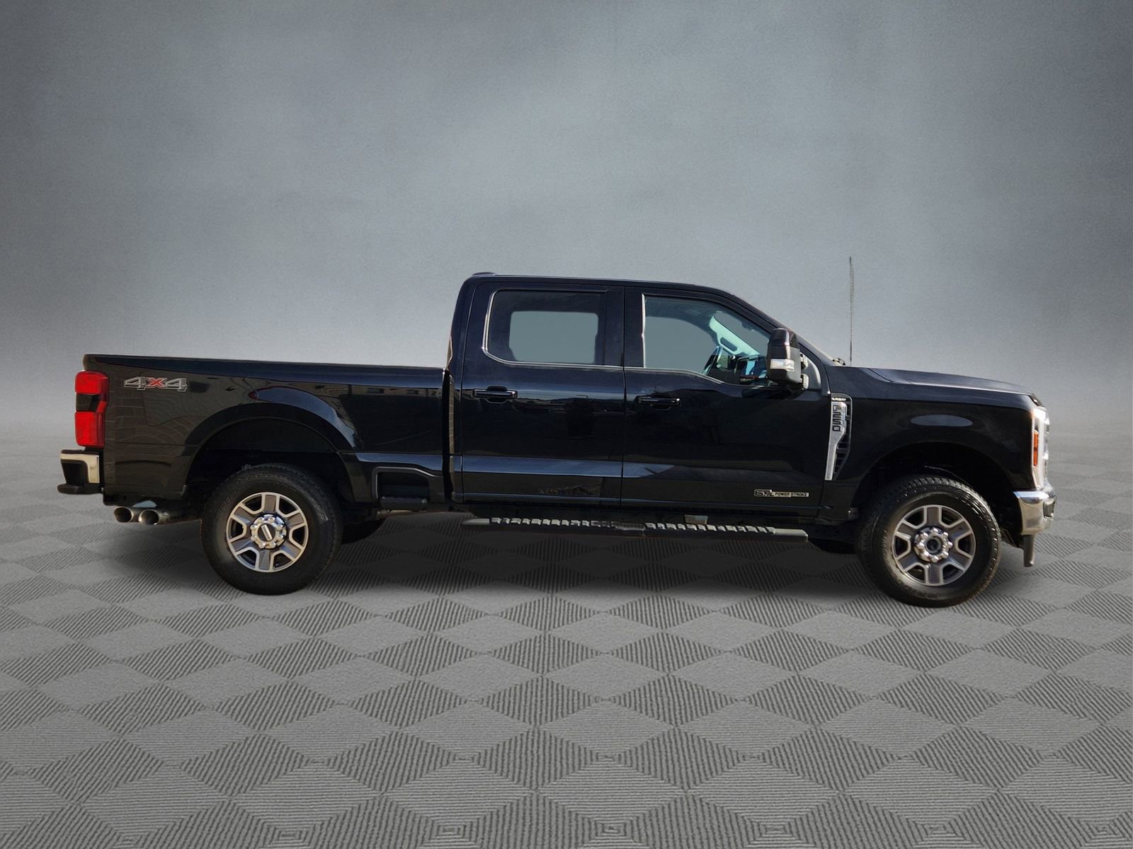 Used 2024 Ford F250 Lariat image 8