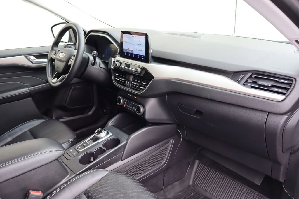 Used 2022 Ford Escape SEL w/ Technology Package image 34