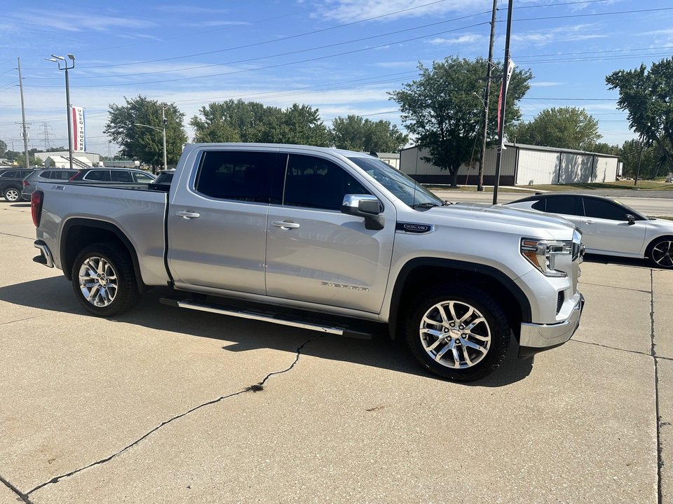 Used 2019 GMC Sierra 1500 SLE w/ SLE Value Package image 4