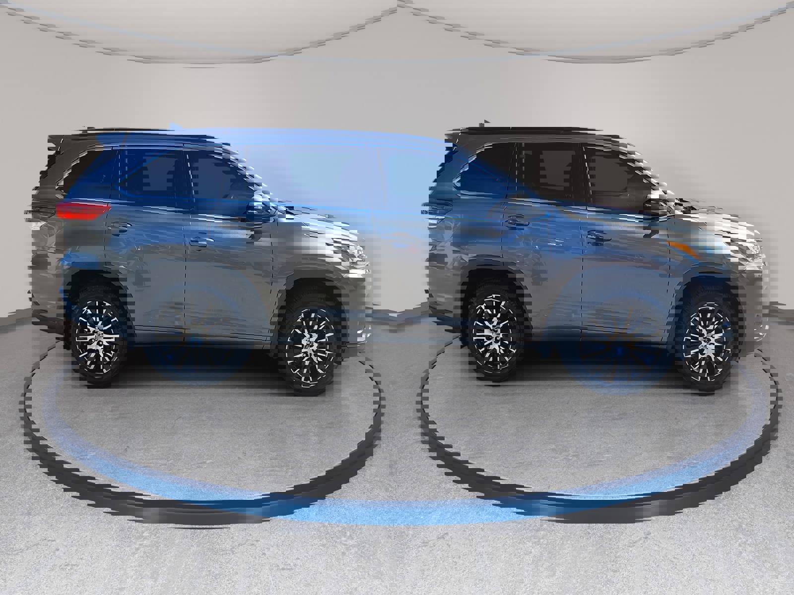 Used 2018 Toyota Highlander SE image 4