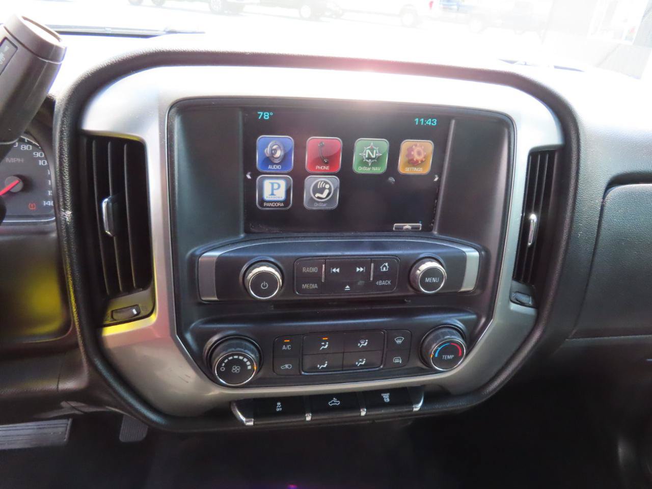 Used 2015 Chevrolet Silverado 2500 LT AWD/4WD image 38