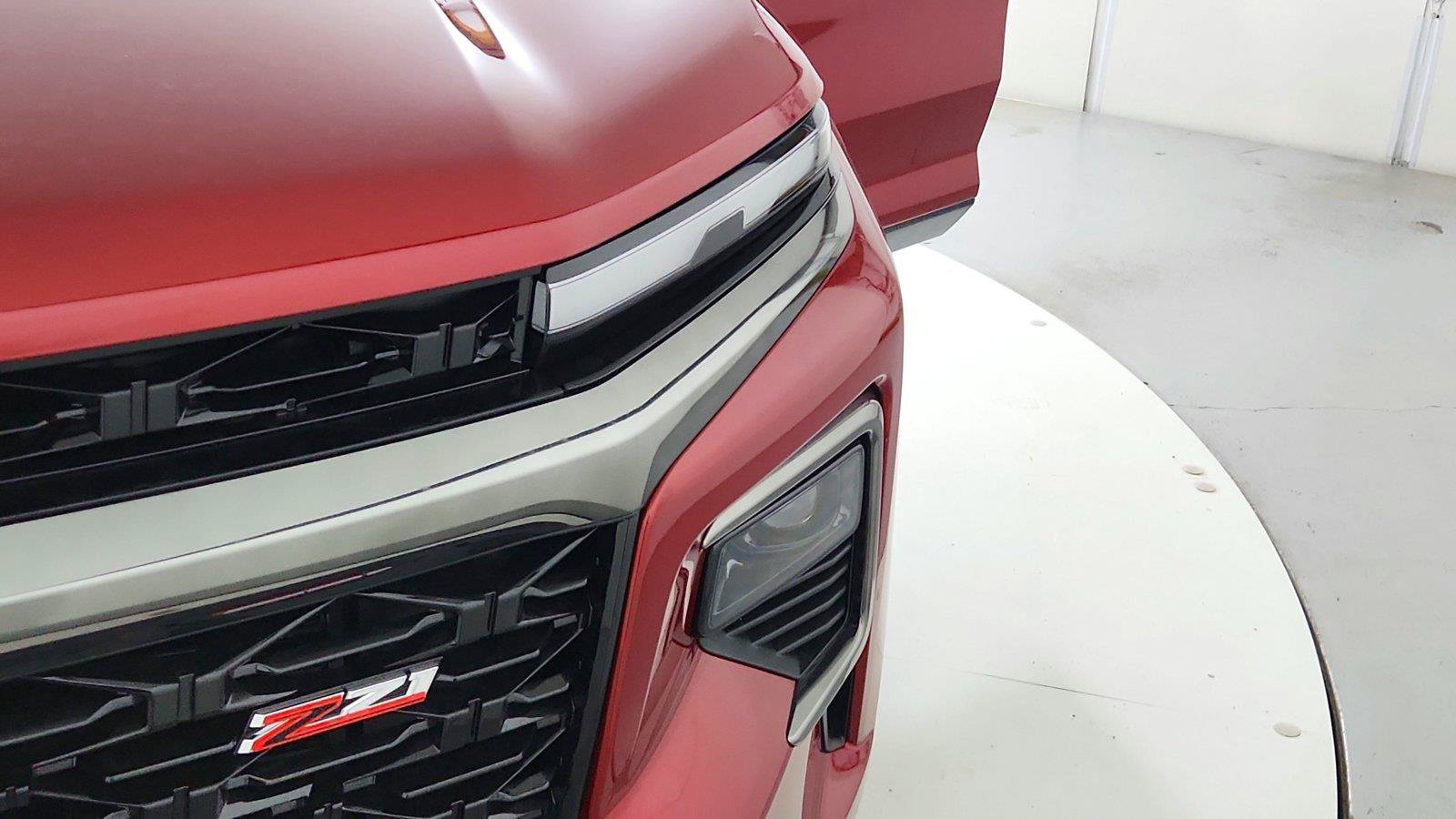 New 2027 Chevrolet Traverse Z71 w/ Driver Confidence Package AWD/4WD image 40