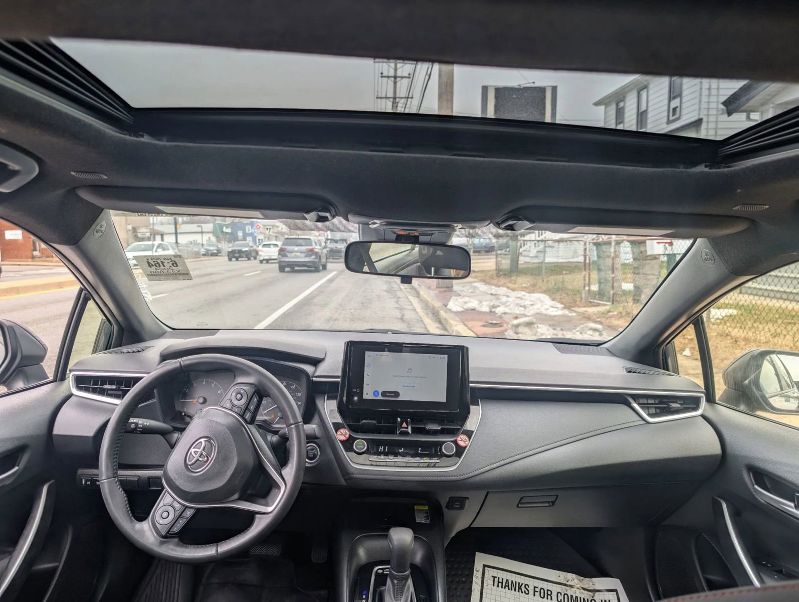 Used 2024 Toyota Corolla SE w/ SE Premium Package image 13