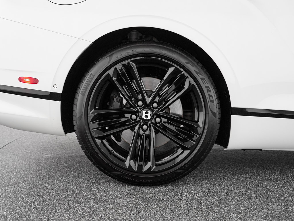 Used 2023 Bentley Continental GT V8 AWD/4WD image 30